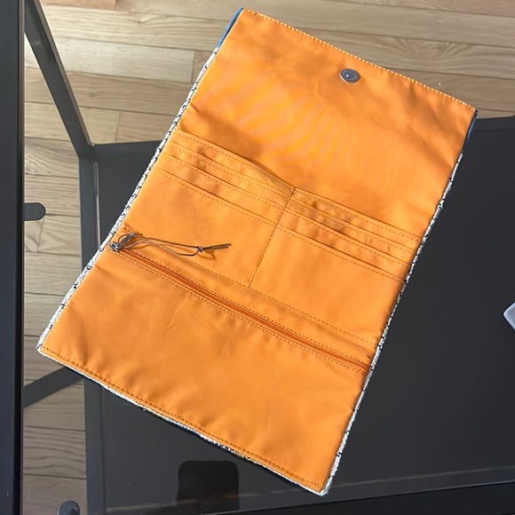 WOOVEN HANDMADE, HANDWOVEN LARGE WALLET - Picture 2 of 4